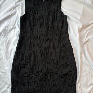 Olivia by habitat Plise Elegant Black Mini Dress Sz S